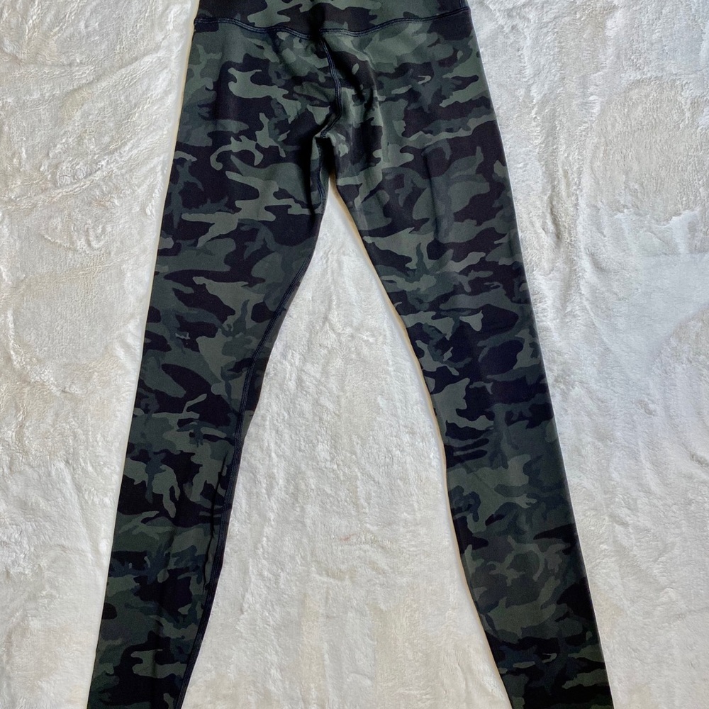 Lululemon Align 28”